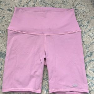 alo yoga lavender biker shorts
